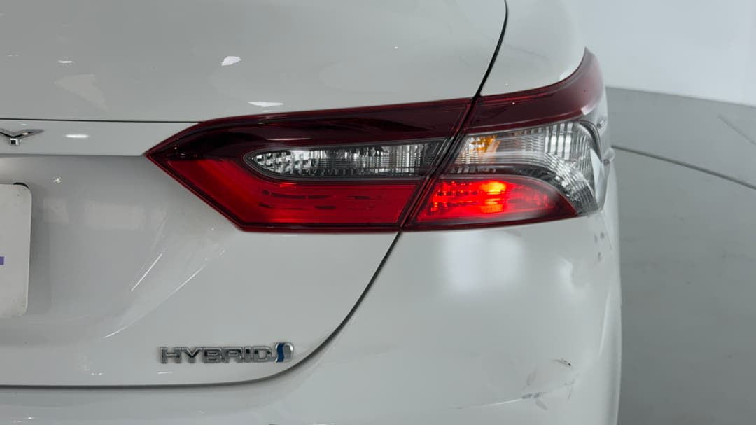 2024 Toyota Camry Ascent Hybrid, Automatic, 63062 km, Badge (Boot Right Side)