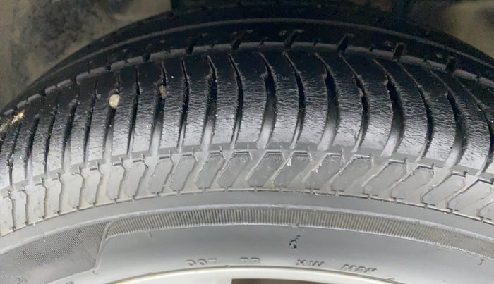 2019 Ford Ecosport 1.5 TITANIUM TI VCT, Petrol, Manual, 15,936 km, Left Front Tyre Tread