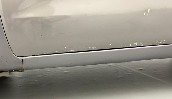 2011 Maruti Wagon R 1.0 LXI, Petrol, Manual, 60,784 km, Left running board - Slight discoloration