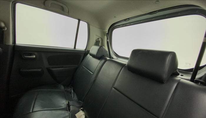 2011 Maruti Wagon R 1.0 LXI, Petrol, Manual, 60,784 km, Right Side Rear Door Cabin
