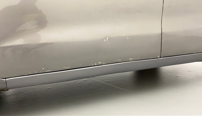 2011 Maruti Wagon R 1.0 LXI, Petrol, Manual, 60,784 km, Left running board - Minor scratches