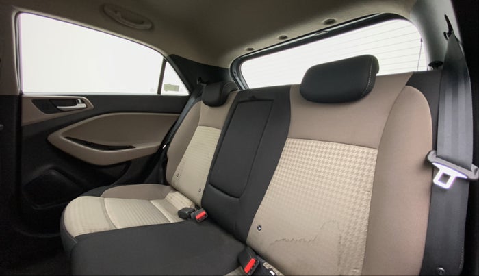 2019 Hyundai Elite i20 1.2  ASTA (O) CVT, Petrol, Automatic, 10,752 km, Right Side Rear Door Cabin