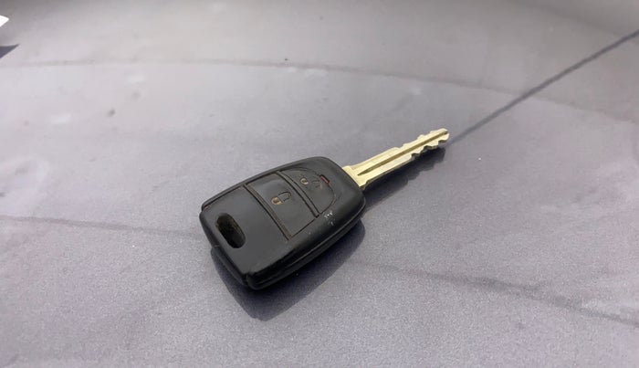 2014 Hyundai Eon SPORTZ, Petrol, Manual, 28,259 km, Lock system - Remote key not functional