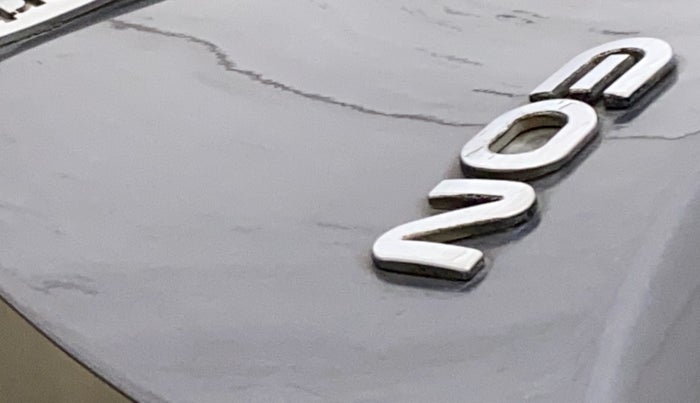 2014 Hyundai Eon SPORTZ, Petrol, Manual, 28,259 km, Dicky (Boot door) - Slightly dented