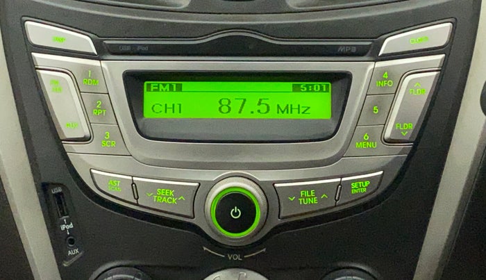 2014 Hyundai Eon SPORTZ, Petrol, Manual, 28,259 km, Infotainment System
