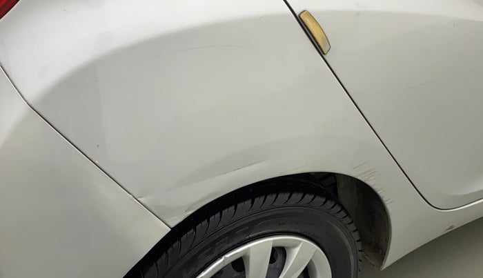 2013 Hyundai Eon MAGNA +, Petrol, Manual, 41,013 km, Right quarter panel - Minor scratches