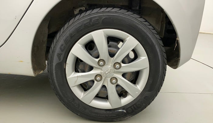2013 Hyundai Eon MAGNA +, Petrol, Manual, 41,013 km, Left Rear Wheel