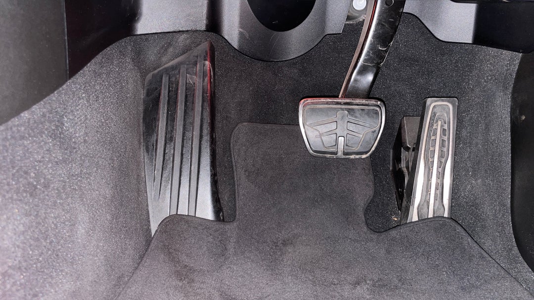 2021 BMW 3 M340i Xdrive, Automatic, 43015 km, Pedals and Footmat