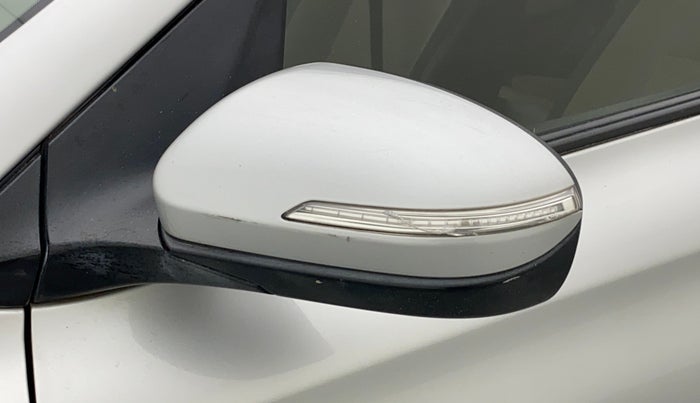2017 Hyundai Elite i20 ASTA 1.2, Petrol, Manual, 20,448 km, Left rear-view mirror - Indicator light has minor damage