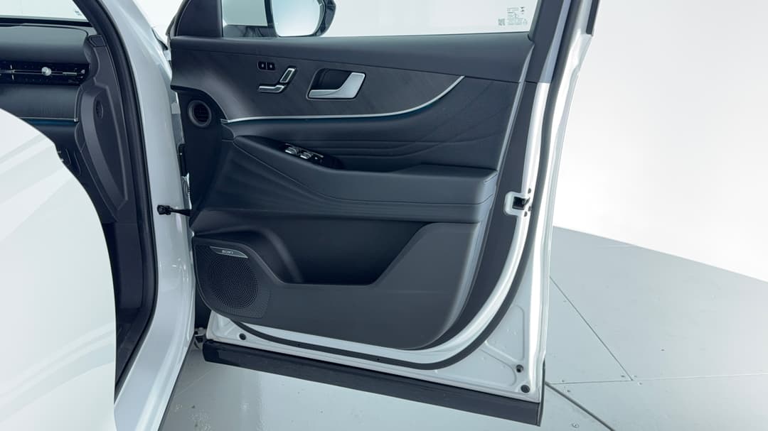 2025 Chery Tiggo 9 Csh Ultimate AWD, Automatic, 7879 km, Speaker View