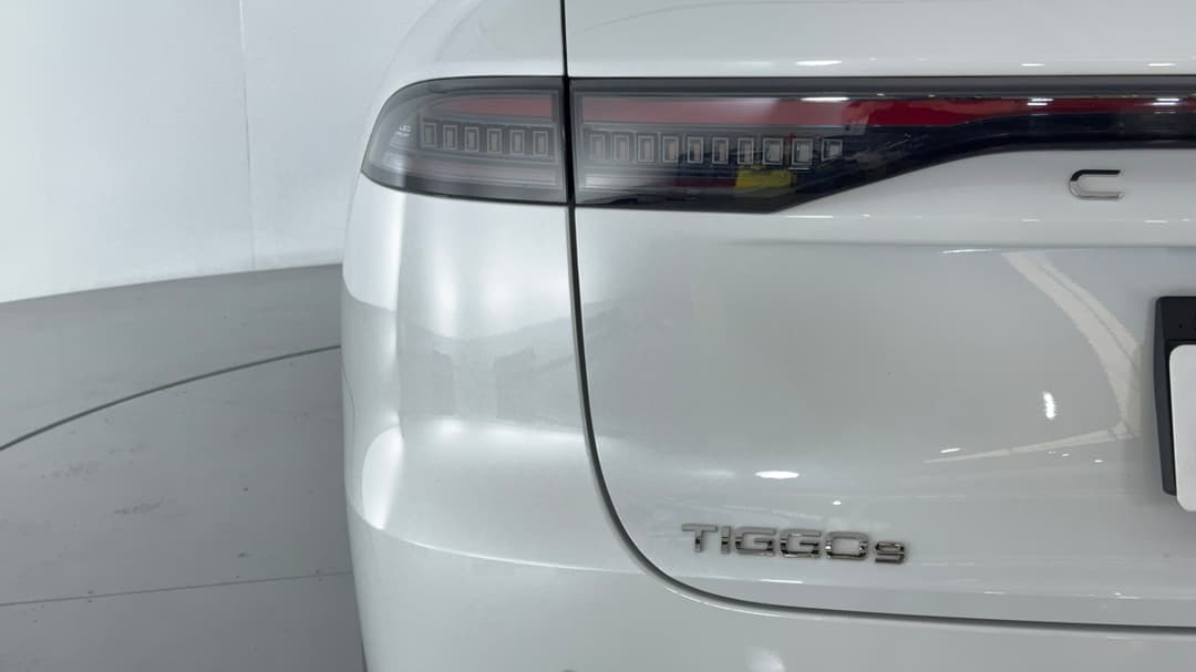 2025 Chery Tiggo 9 Csh Ultimate AWD, Automatic, 7879 km, Badge (Boot Left Side)