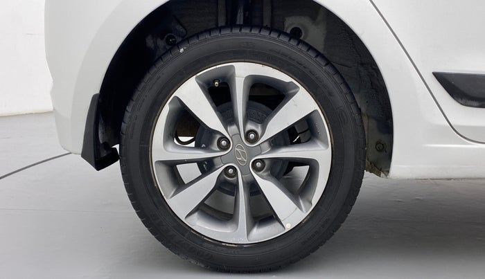 2017 Hyundai Elite i20 ASTA 1.2 (O), Petrol, Manual, 17,523 km, Right Rear Wheel