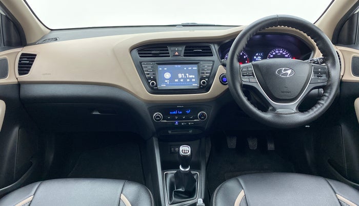 2017 Hyundai Elite i20 ASTA 1.2 (O), Petrol, Manual, 17,523 km, Dashboard