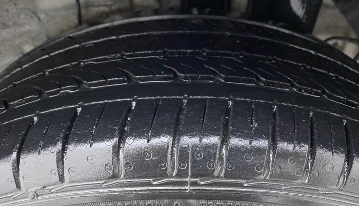 2017 Hyundai Elite i20 ASTA 1.2 (O), Petrol, Manual, 17,523 km, Left Rear Tyre Tread