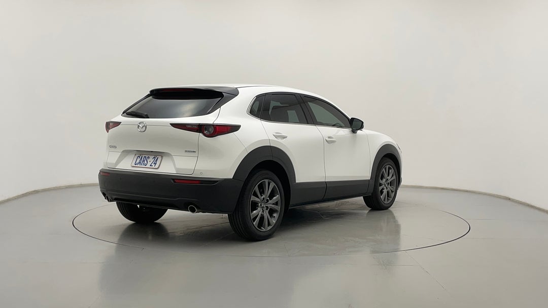 Right Back Diagonal (45- Degree) View