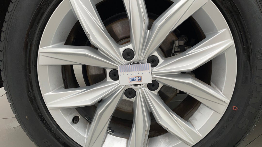 Wheels Rim Rear RHS Scratch