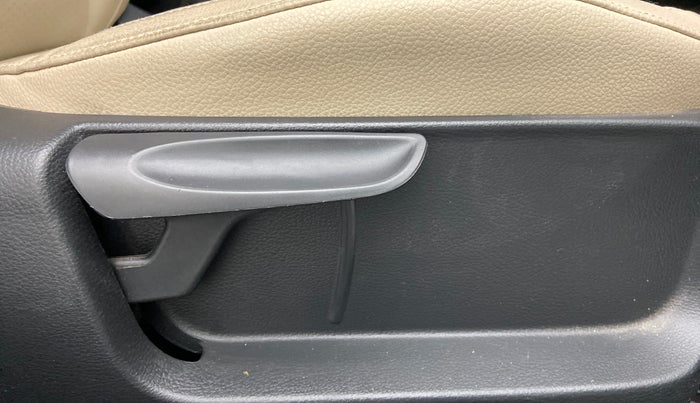 2021 Volkswagen Vento HIGHLINE PLUS 1.0L TSI AT, Petrol, Automatic, 17,364 km, Driver Side Adjustment Panel