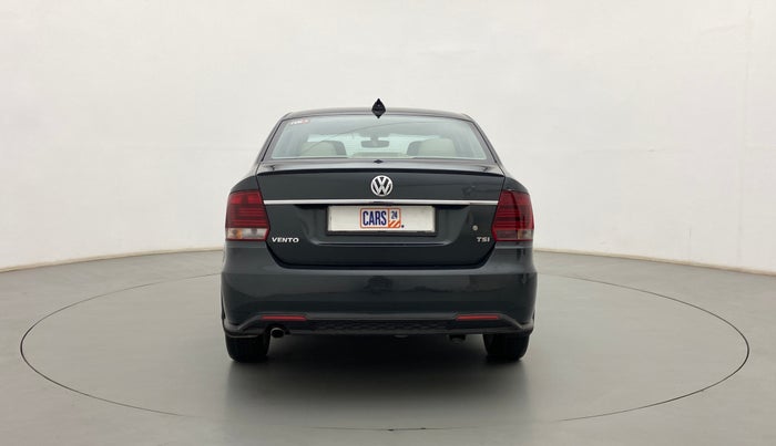 2021 Volkswagen Vento HIGHLINE PLUS 1.0L TSI AT, Petrol, Automatic, 17,364 km, Back/Rear