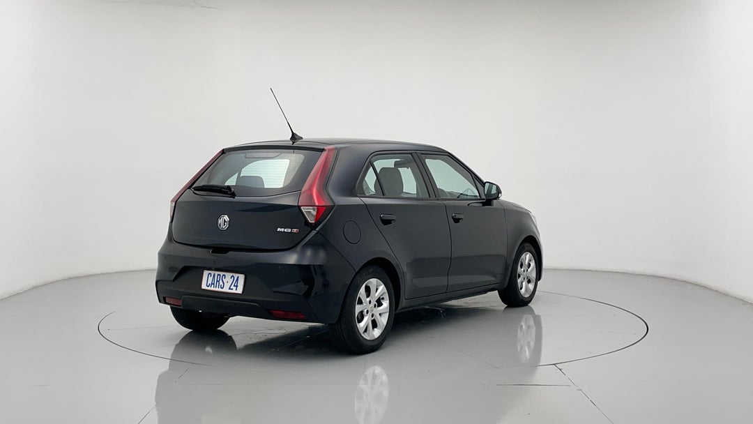 Right Back Diagonal (45- Degree) View