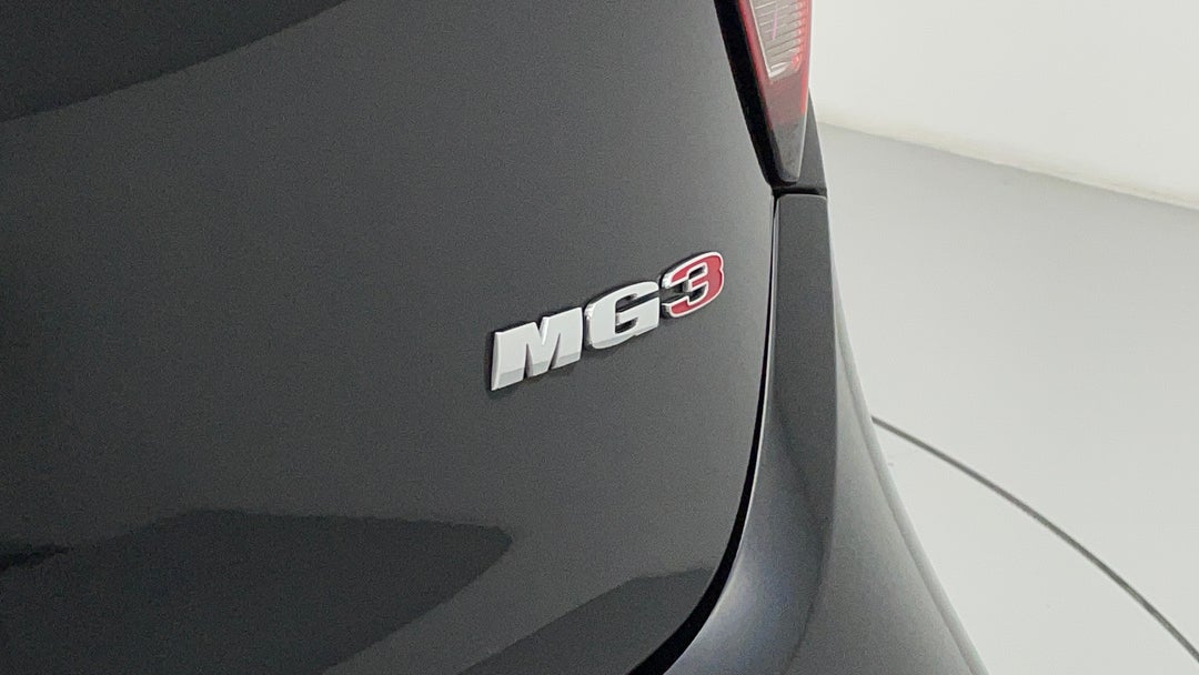 Badge (Boot Right Side)