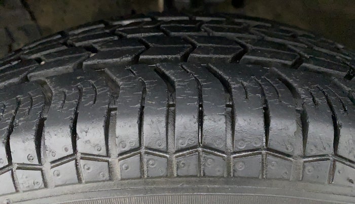 2012 Maruti Swift Dzire VXI, Petrol, Manual, 32,074 km, Right Rear Tyre Tread