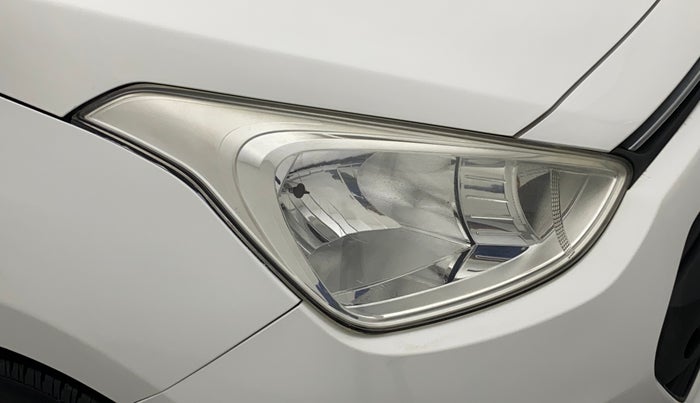 2015 Hyundai Grand i10 MAGNA 1.2 KAPPA VTVT, CNG, Manual, 1,03,121 km, Right headlight - Faded