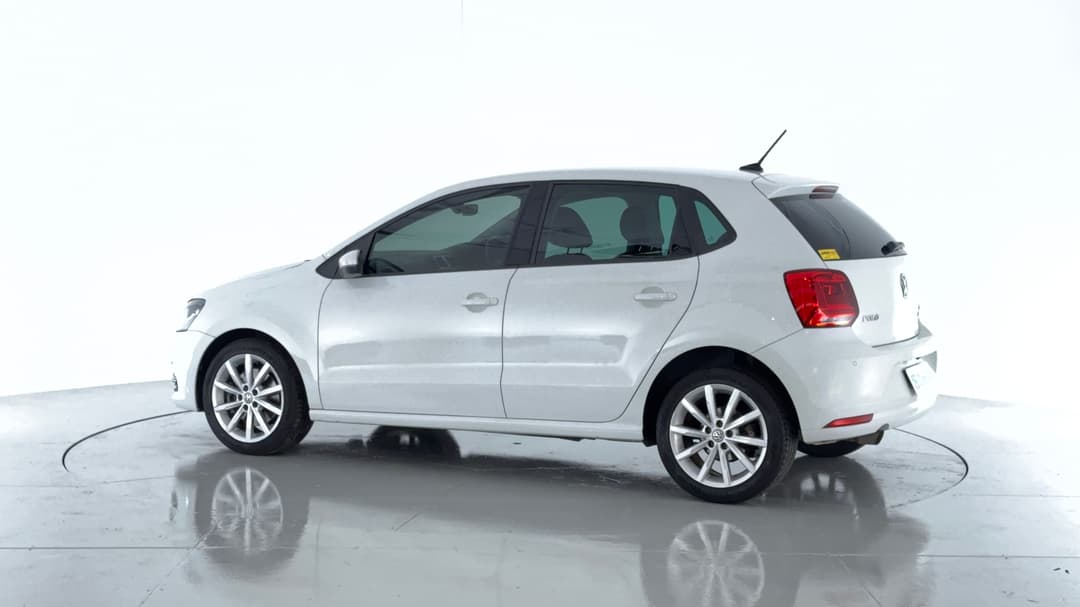 2017 Volkswagen Polo Urban + (81tsi), Automatic, 100640 km, Left Back Diagonal (45- Degree) View
