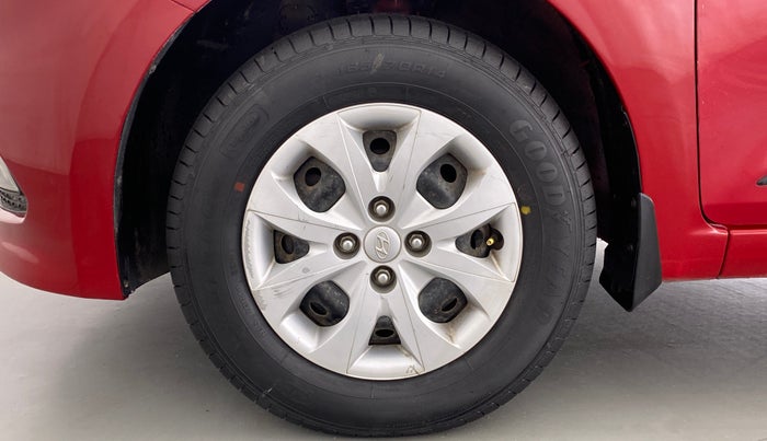 2015 Hyundai Elite i20 SPORTZ 1.2, Petrol, Manual, 57,921 km, Left Front Wheel