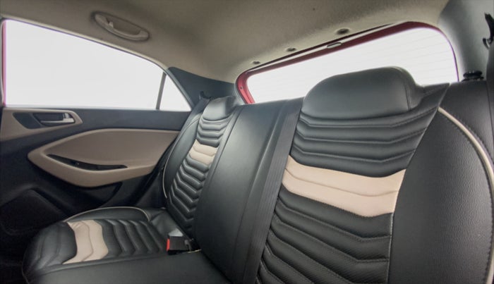 2015 Hyundai Elite i20 SPORTZ 1.2, Petrol, Manual, 57,921 km, Right Side Rear Door Cabin