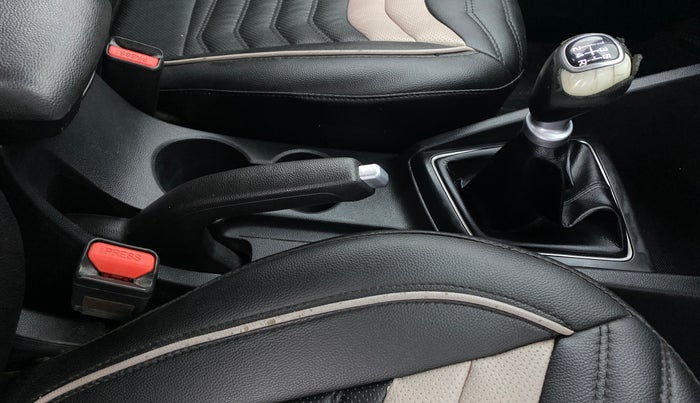 2015 Hyundai Elite i20 SPORTZ 1.2, Petrol, Manual, 57,921 km, Gear Lever