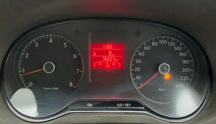2013 Volkswagen Vento HIGHLINE 1.6 MPI, Petrol, Manual, 76,081 km, Odometer Image