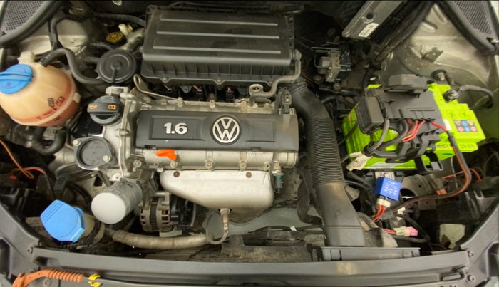 2013 Volkswagen Vento HIGHLINE 1.6 MPI, Petrol, Manual, 76,081 km, Open Bonet