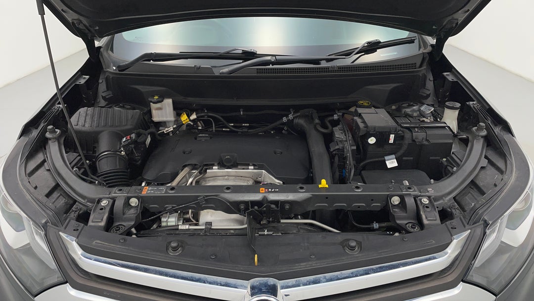 Open Bonnet (Engine)