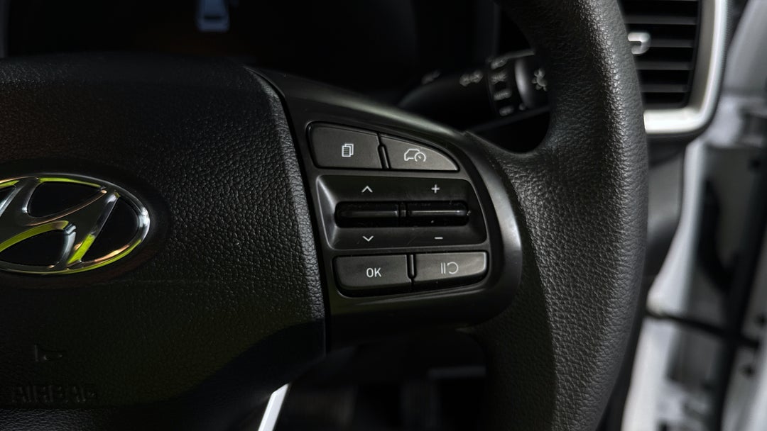 2025 Hyundai Venue Active, Automatic, 24265 km, Cruise Control