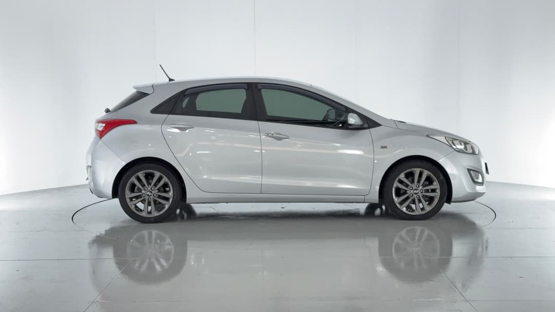 2016 Hyundai i30 Sr, Automatic, 85021 km, Right Side View