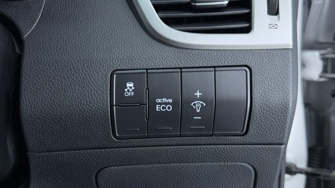 2016 Hyundai i30 Sr, Automatic, 85021 km, Utility Switches/Buttons