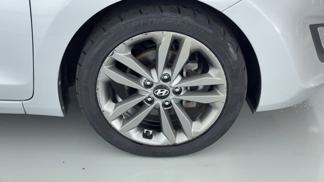 2016 Hyundai i30 Sr, Automatic, 85021 km, Right Front Wheel