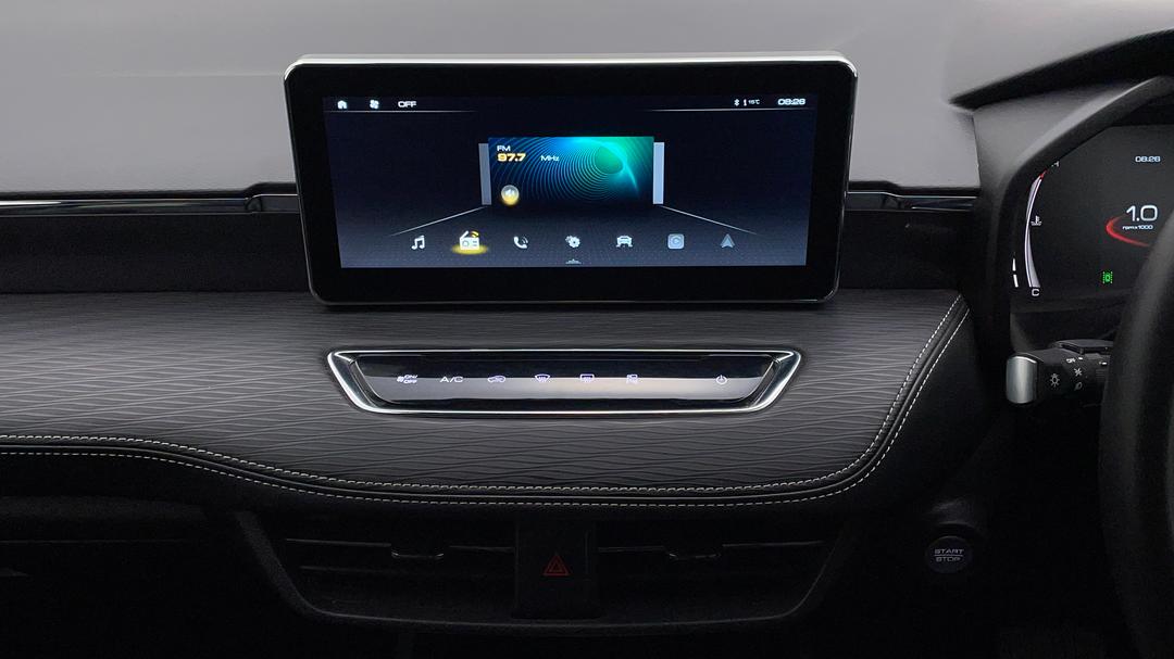 2022 GWM Haval Jolion Lux, Automatic, 42556 km, Center Console