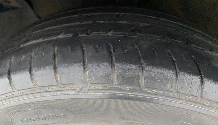 2018 Hyundai Creta SX 1.6 PETROL, Petrol, Manual, 48,275 km, Left Front Tyre Tread