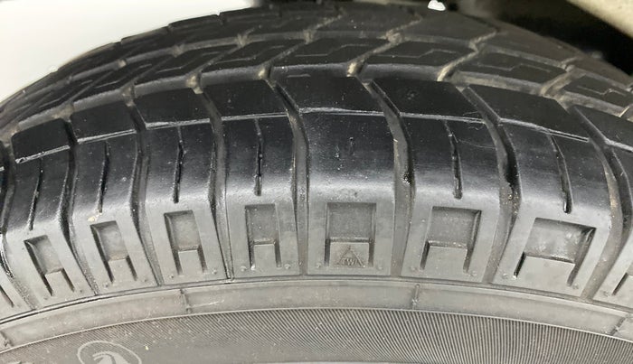2019 Maruti Eeco 5 STR WITH AC PLUSHTR, Petrol, Manual, 10,759 km, Right Rear Tyre Tread