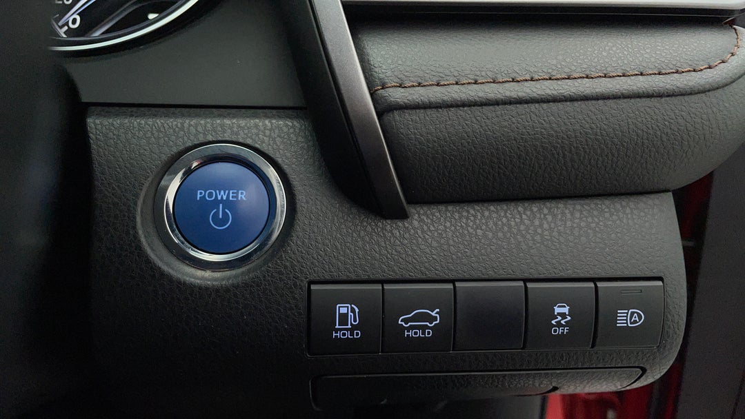 2020 Toyota Camry Ascent Sport Hybrid, Automatic, 41590 km, Keyless / Button Start