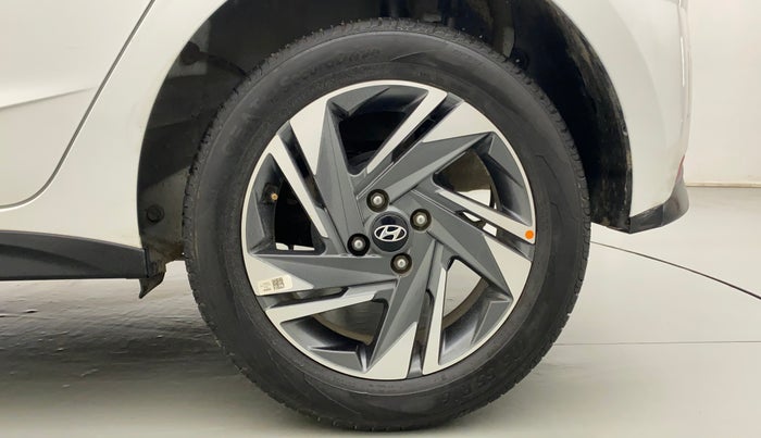 2022 Hyundai NEW I20 ASTA (O) 1.2 MT, Petrol, Manual, 16,031 km, Left Rear Wheel