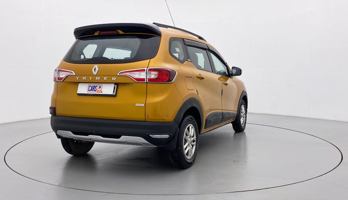2020 Renault TRIBER 1.0 RXT, Petrol, Manual, 28,191 km, Right Back Diagonal