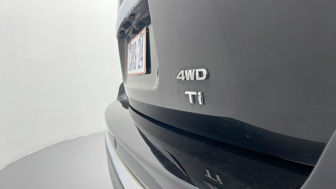 Badge (Boot Right Side)