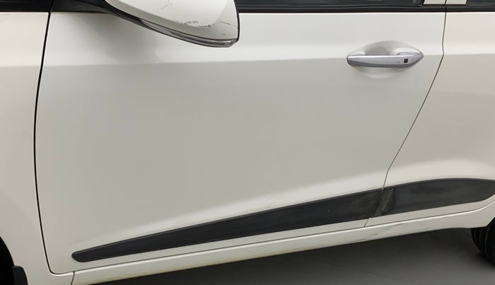2013 Hyundai Grand i10 ASTA 1.2 KAPPA VTVT, Petrol, Manual, 31,637 km, Front passenger door - Minor scratches