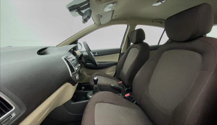 2014 Hyundai i20 SPORTZ 1.2 VTVT, Petrol, Manual, 50,906 km, Right Side Front Door Cabin