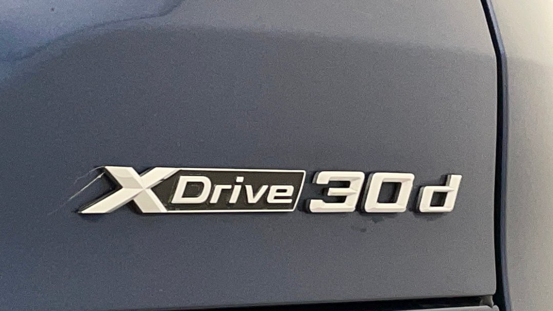 Badge (Boot Right Side)