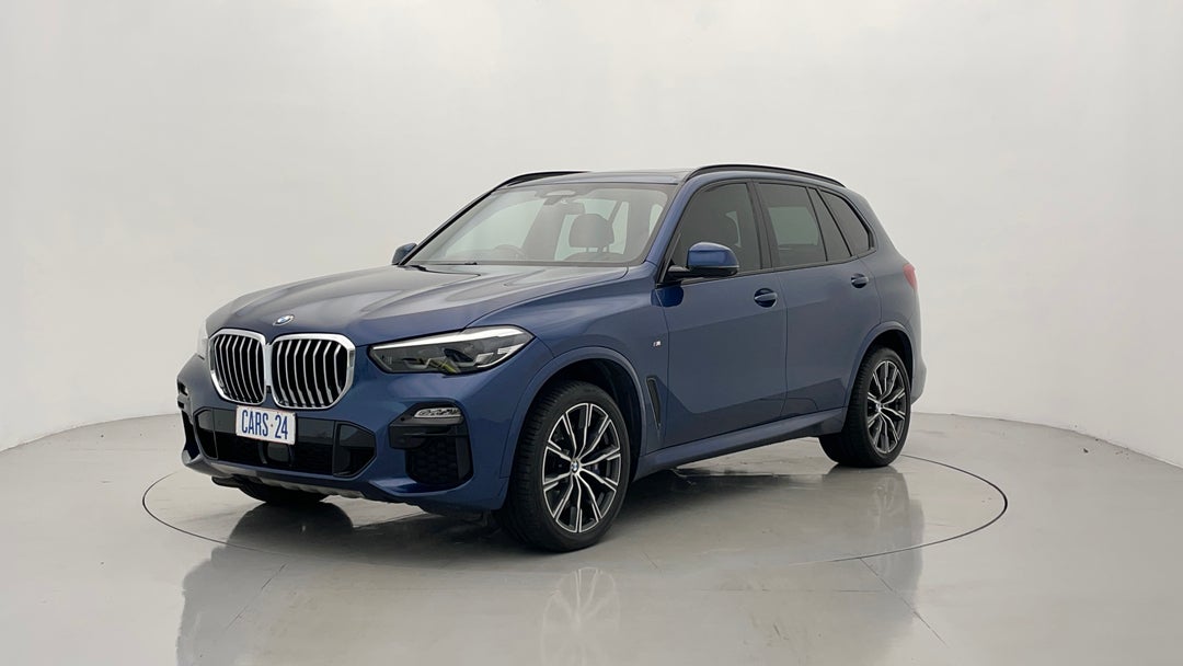 Left Front Diagonal (45- Degree) View