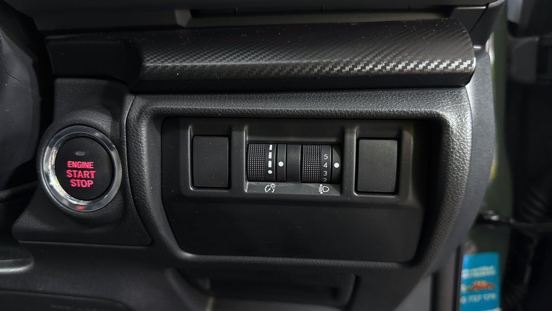 2025 Subaru Crosstrek AWD 2.0l, Automatic, 23060 km, Utility Switches/Buttons