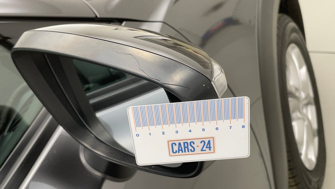 Side Mirrors Housing RHS Scratch